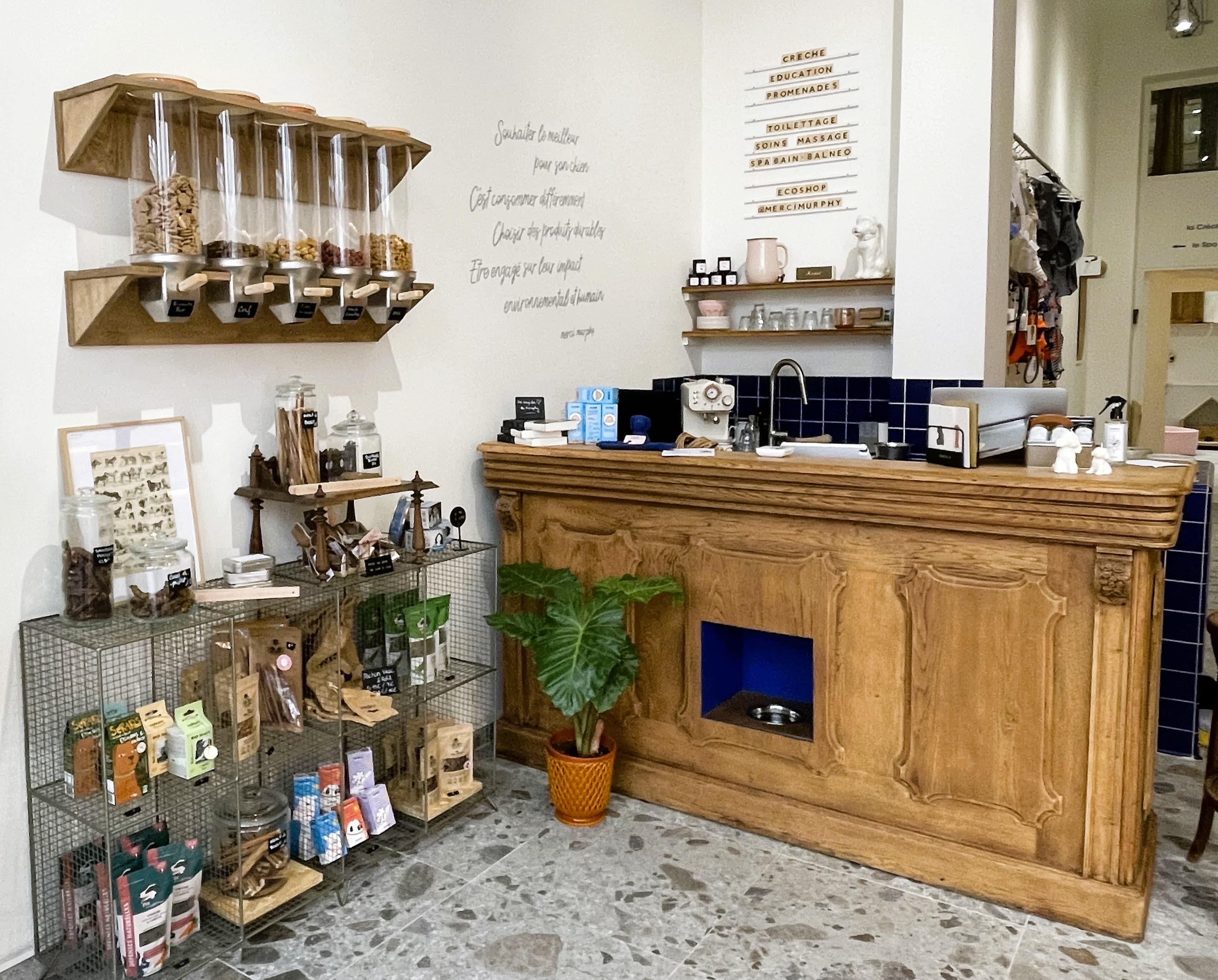 L'intérieur de la boutique merci murphy®