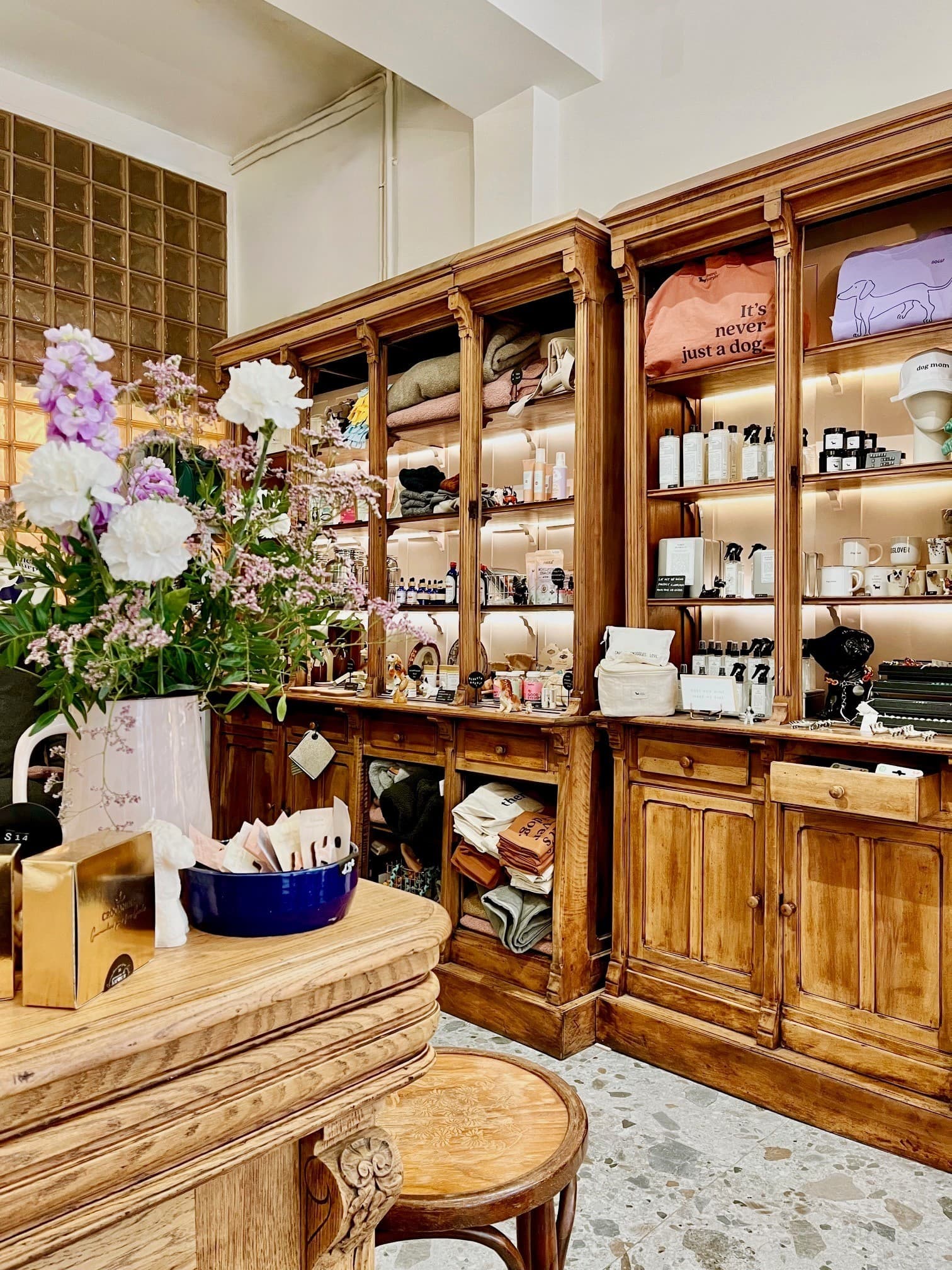 La boutique merci murphy® — rayons et créations florales